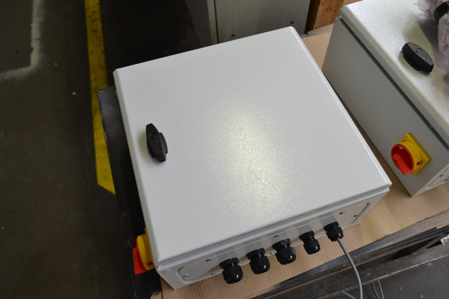 Steuereinheiten der Elektropermanent-Magnetspannplatten EP-CU